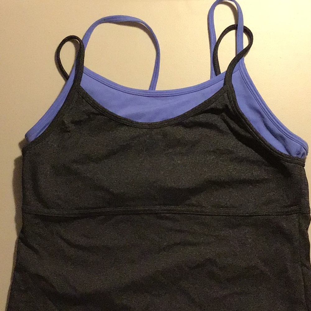 GapFit tank top with built in bra